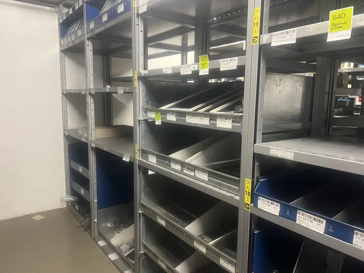 Konvolut Sanitär, Installation & Heizungstechnik, Zubehör, divers Umfang: Feldinhalt, ohne Kiste